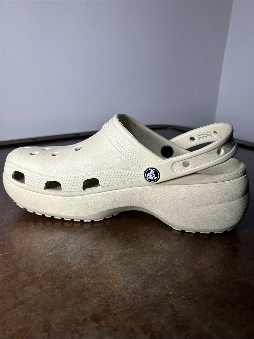 CROCS Classic Platform Cream (Bone) Slip-On Clog Women’s Size 10 - Picture 9 of 16